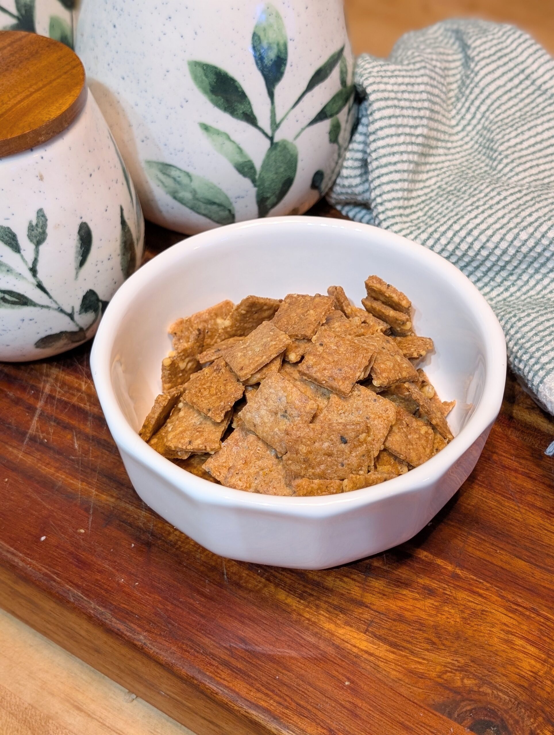 sourdough discard crackers with freshly milled flour